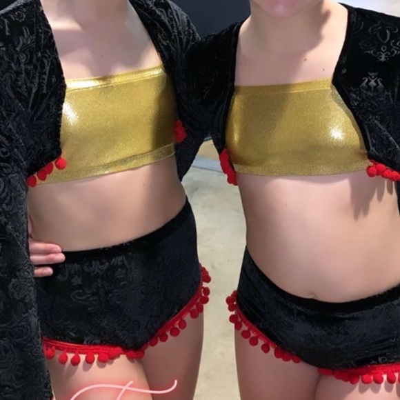 Dance costume - Picture 3 of 3